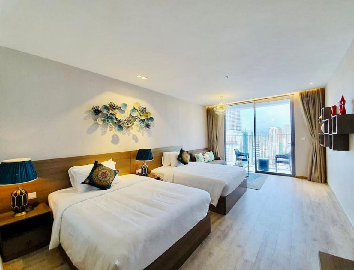 Panorama Lyn Beachfront Apartment Nha Trang Esterno foto