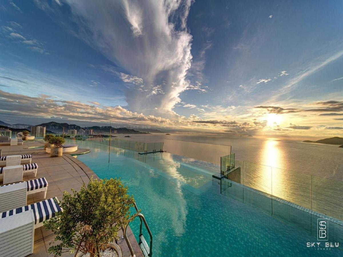 Panorama Lyn Beachfront Apartment Nha Trang Esterno foto