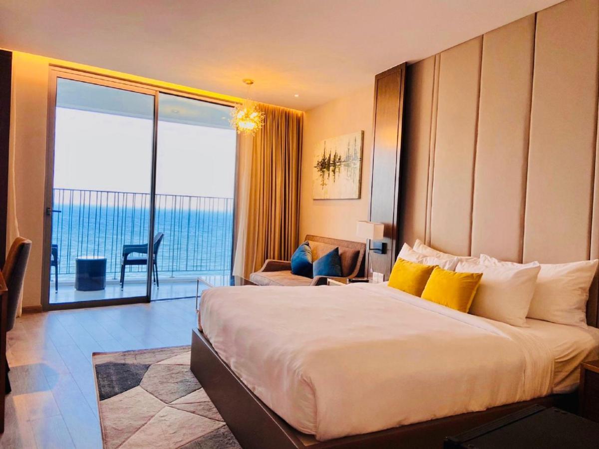 Panorama Lyn Beachfront Apartment Nha Trang Esterno foto